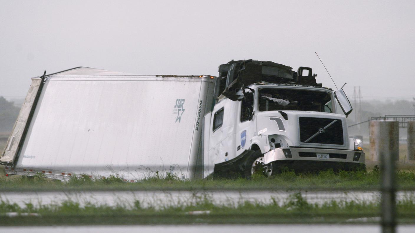 tornado oklahoma 10 1-6-2013 re.JPG