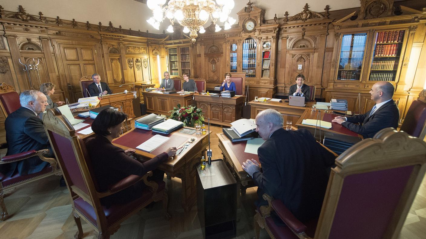 Il Consiglio federale lascia campo libero ai cantoni