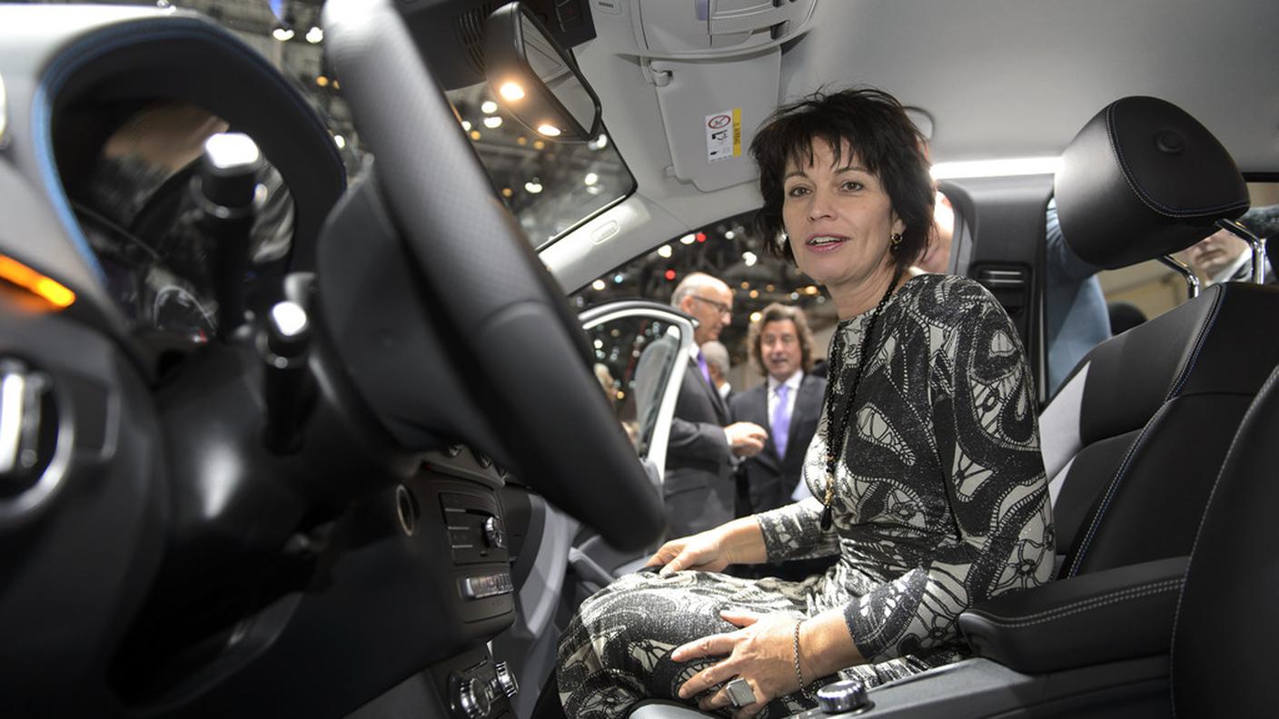 La ministra dei trasporti Doris Leuthard (foto) al posto della presidente della Confederazione Simonetta Sommaruga