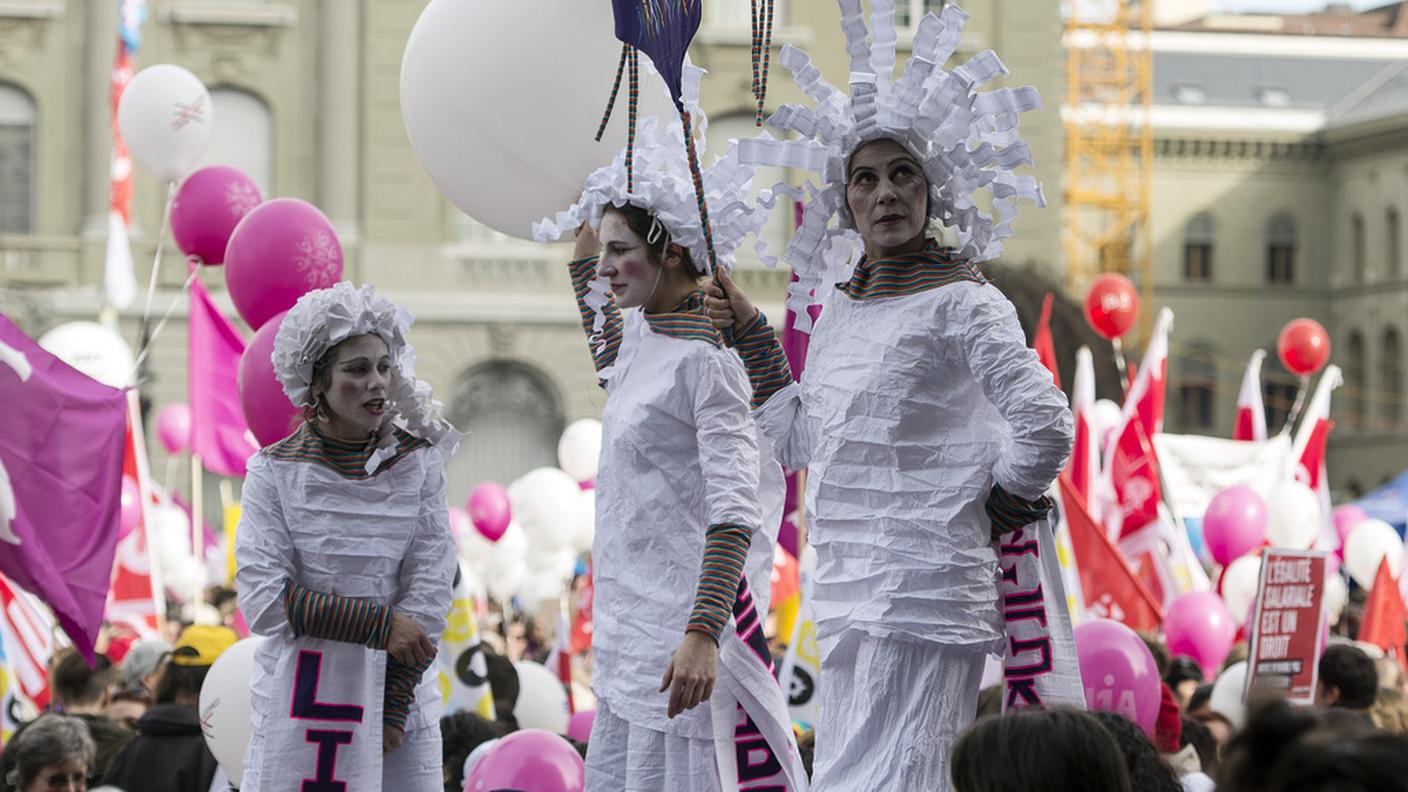 In Svizzera le donne continuano a guadagnare circa il 19% in meno rispetto agli uomini 