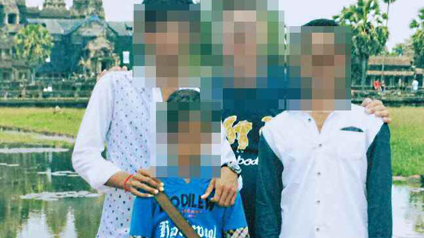 Il 32enne avrebbe abusato di tre ragazzi cambogiani