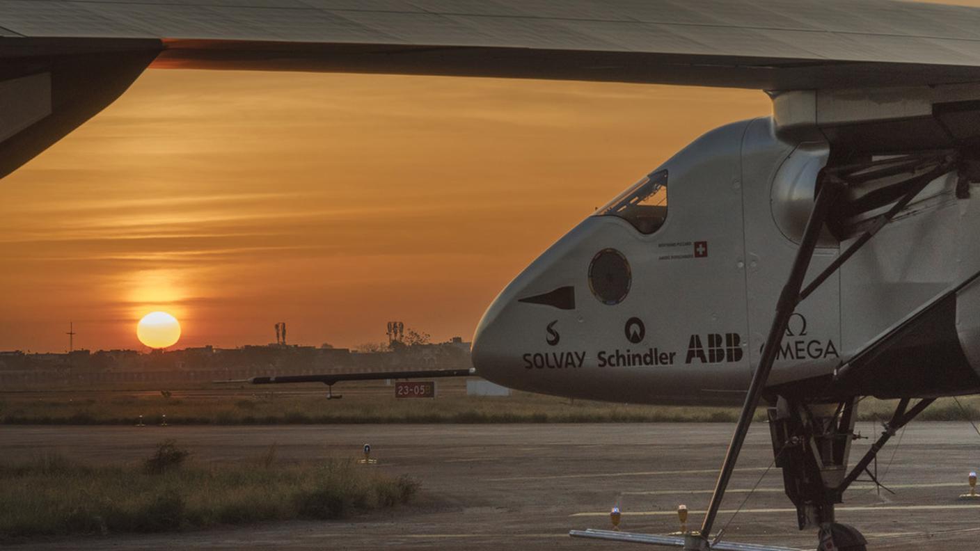 Il Solar Impulse 2 ha un'apertura alare di 72 metri, come un Boeing 747