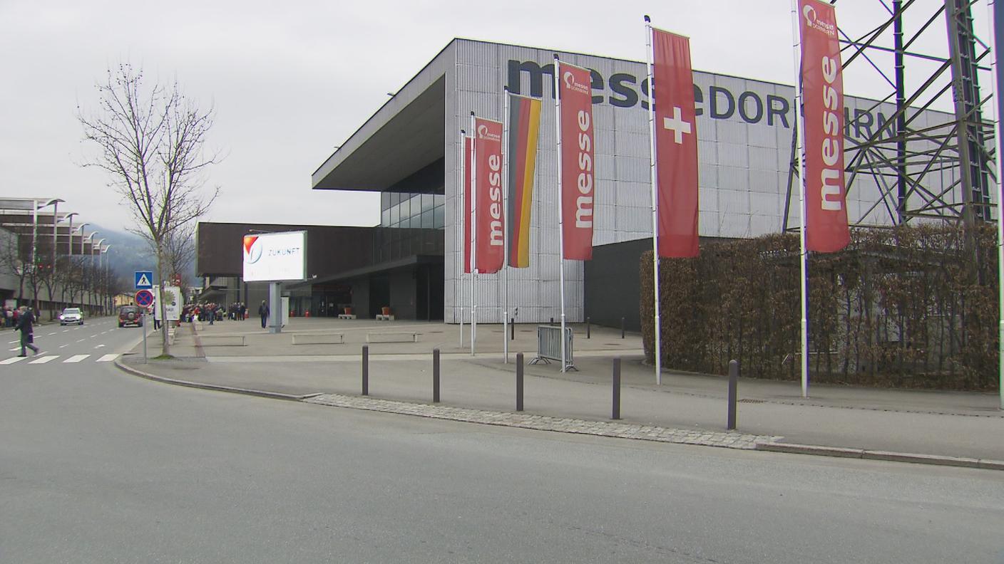 Bandiera elvetica al palafiere di Dornbirn