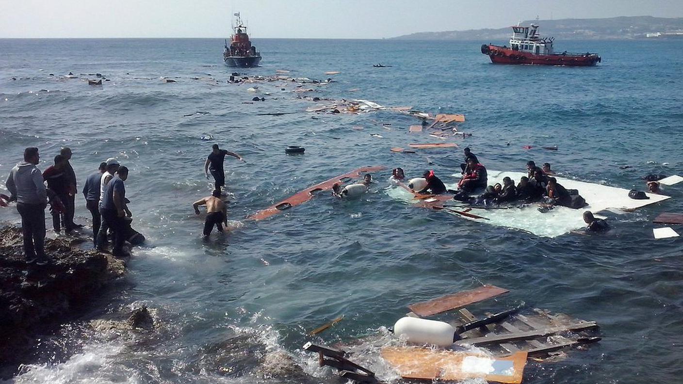 Di fronte a tali tragedie, non ci si può limitare al ruolo di spettatori