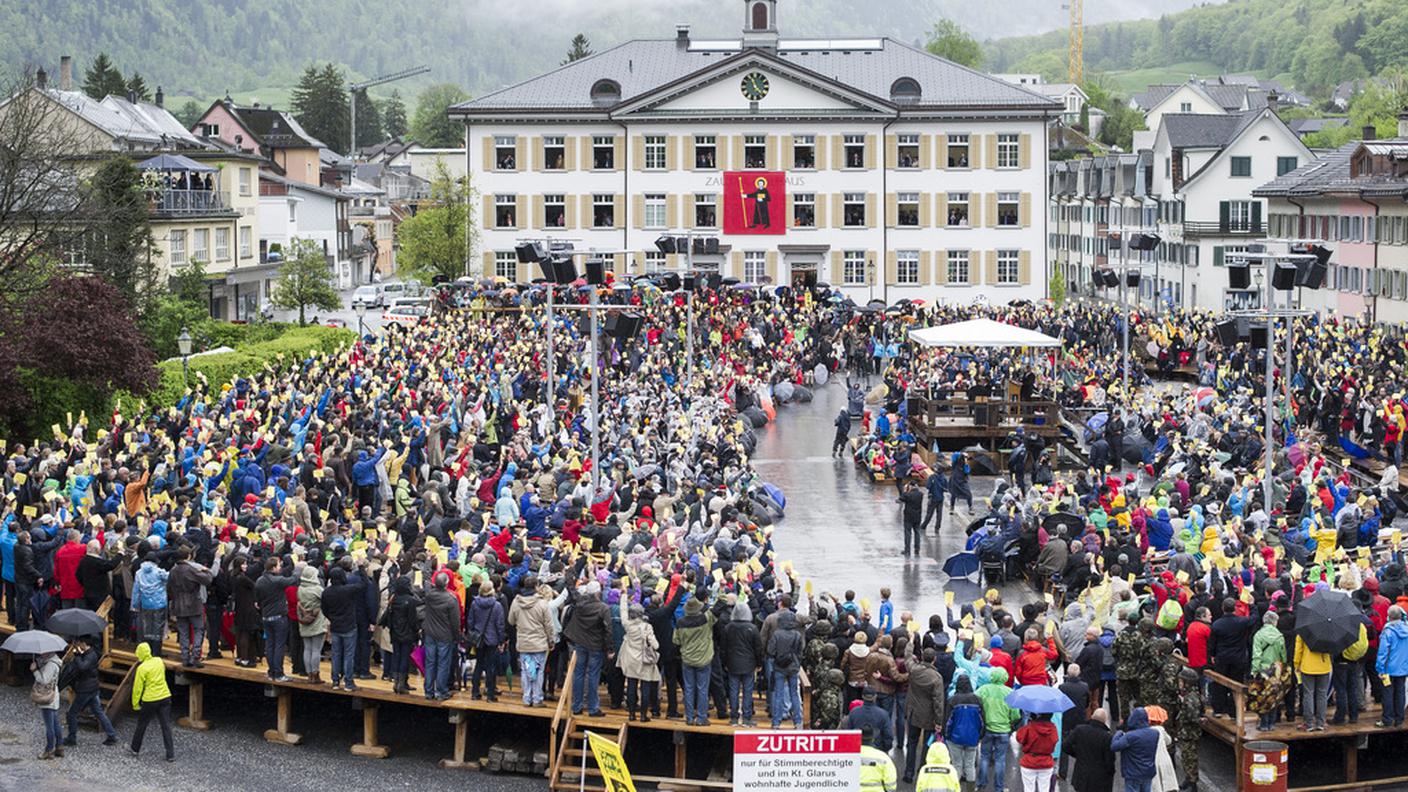 Il maltempo non ha frenato l'esercizio della democrazia diretta