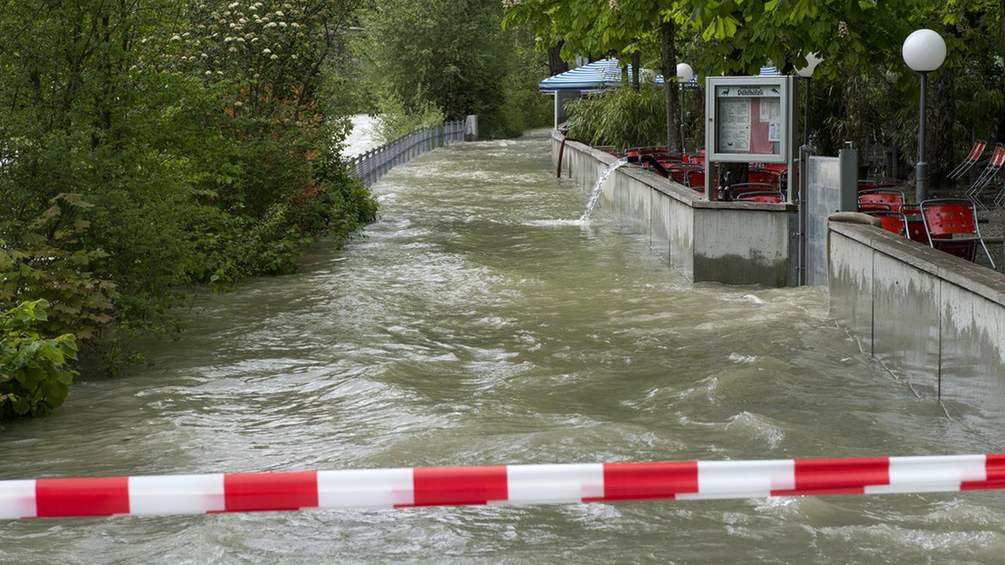 Cala il livello di allerta ma non quello dei fiumi