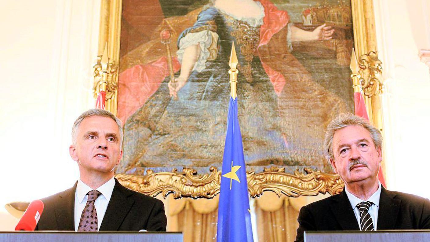 Didier Burkhalter con il ministro degli esteri lussemburghese Jean Asselborn