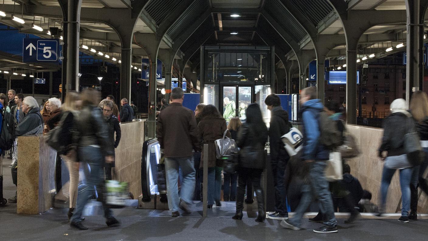 Pendolari che si recano al lavoro a Ginevra