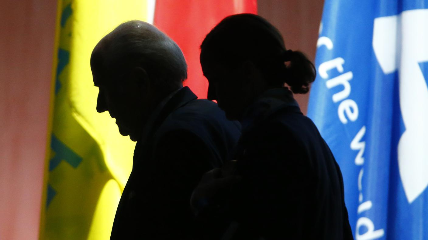 Sepp Blatter lascia i lavori per la "pausa pranzo"