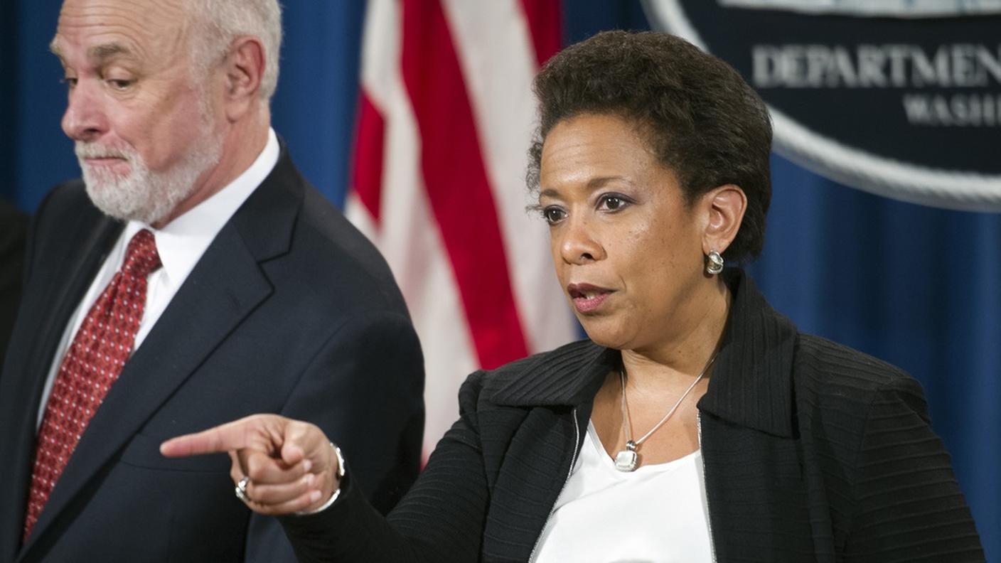 La ministra della giustizia americana, Loretta Lynch, accusa di corruzione e riciclaggio una parte dei vertici FIFA
