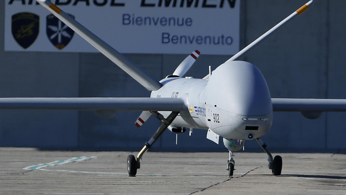 Il velivolo della discordia durante un test ad Emmen nel 2012