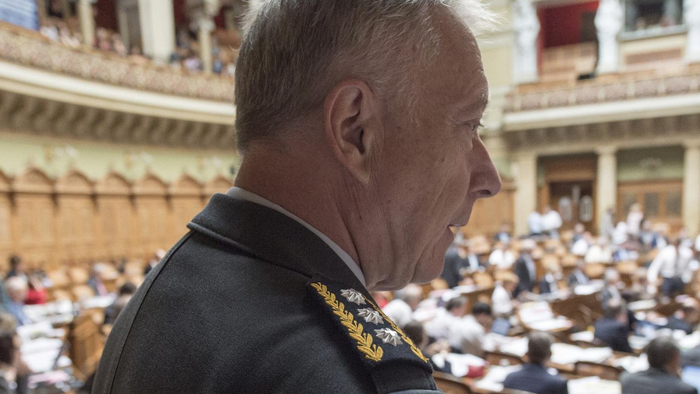 Spettatore interessato, André Blattmann, numero uno delle forze armate