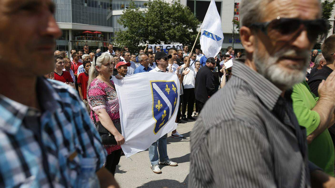 Protesta contro l'arresto di Oric, il 12 giugno a Sarajevo