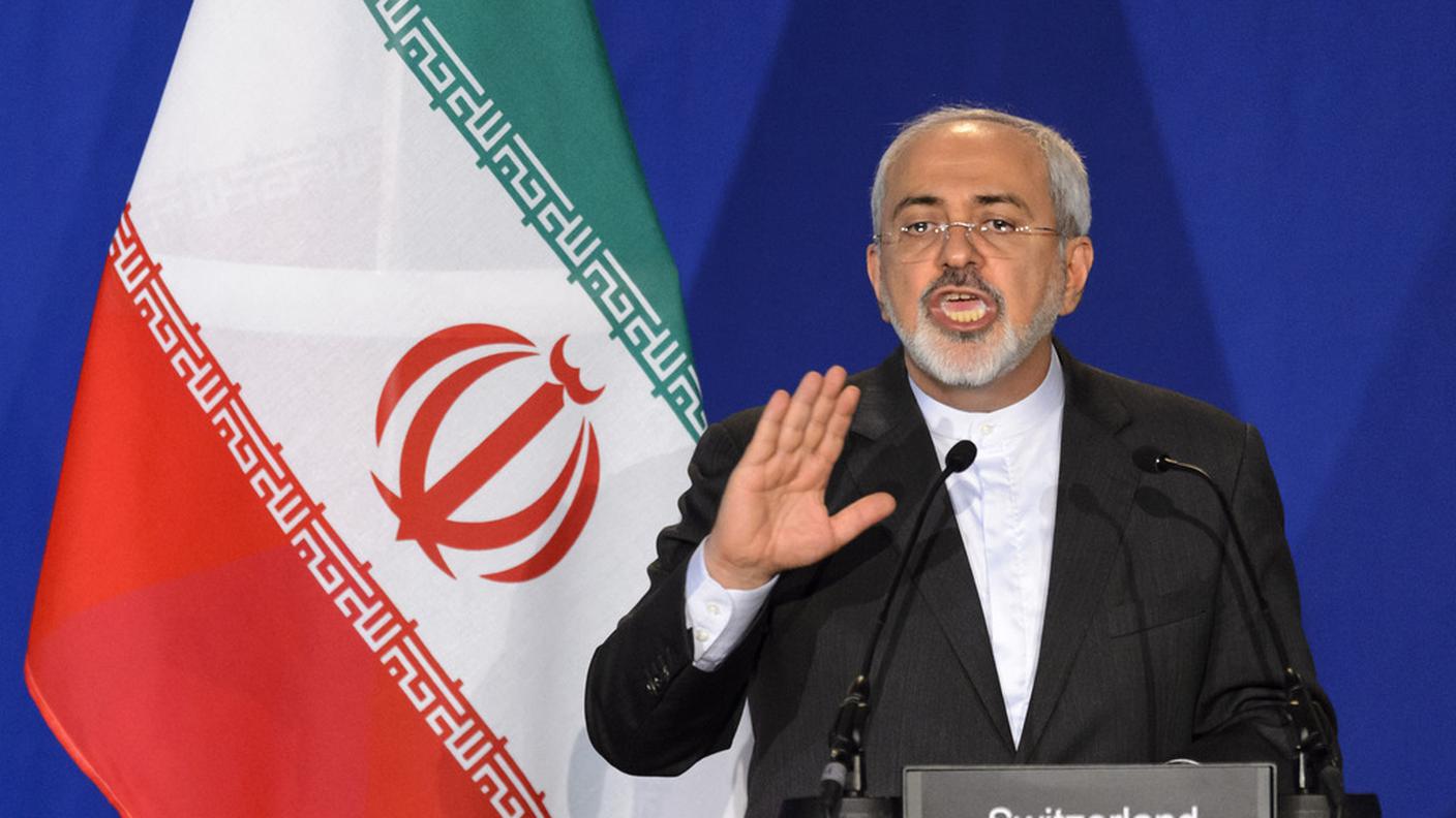 Il ministro degli esteri iraniano Zarif in Svizzera in uno scatto del 2 aprile 2015 