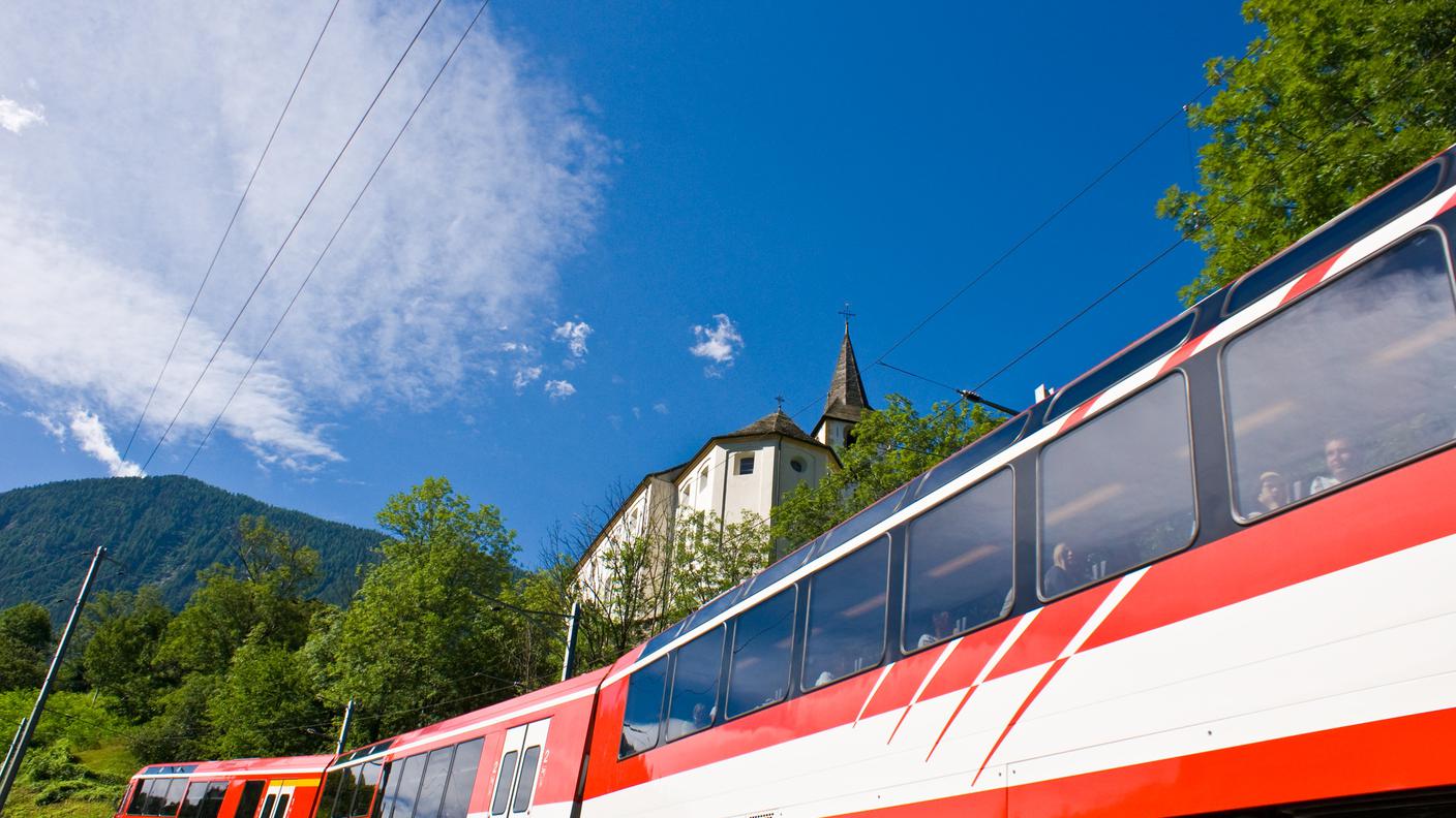 Il treno è uscito dai binari a Realp