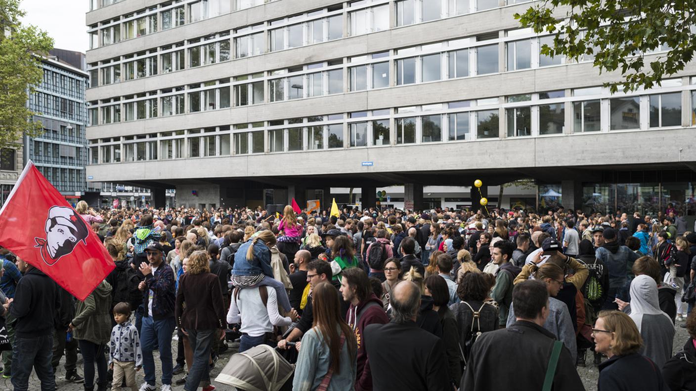 La manifestazione organizzata sabato del collettivo "Basislager"