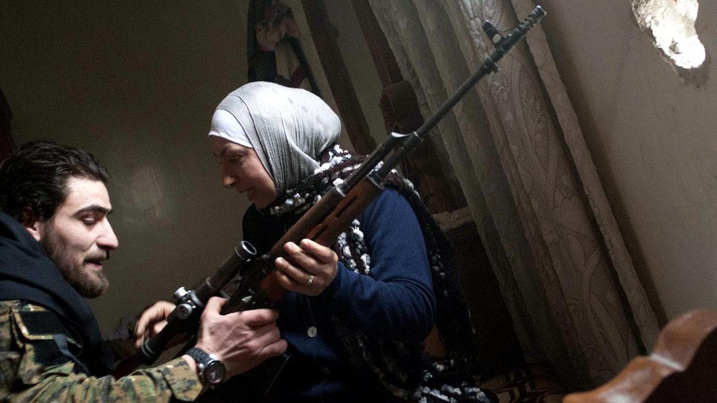 Molte anche le donne che si ''formano'' al terrorismo