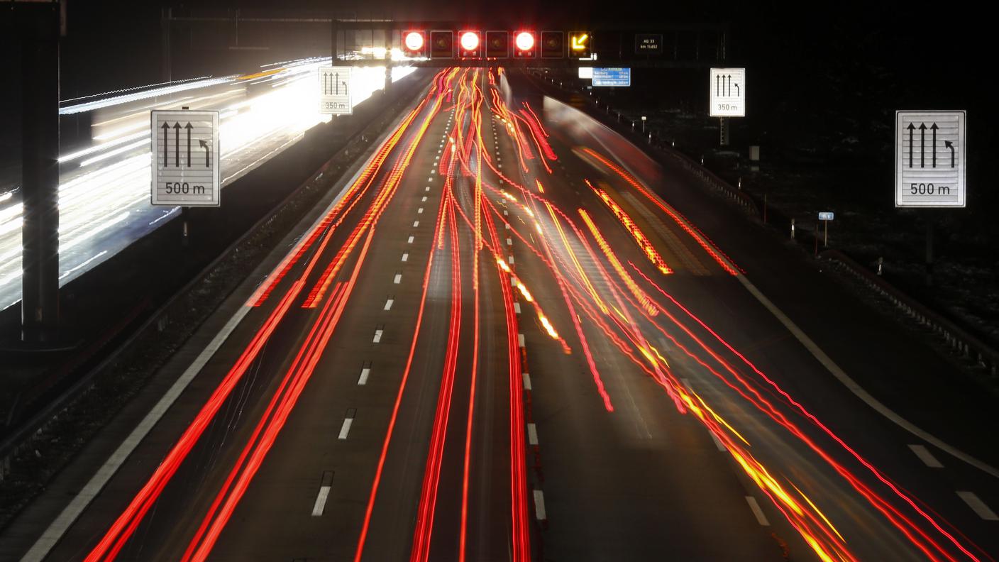 I pirati della strada avrebbero corso sulle autostrade presso il confine