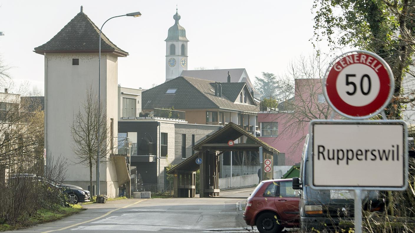 Le indagini si sono allargate ben oltre i confini di Rupperswil