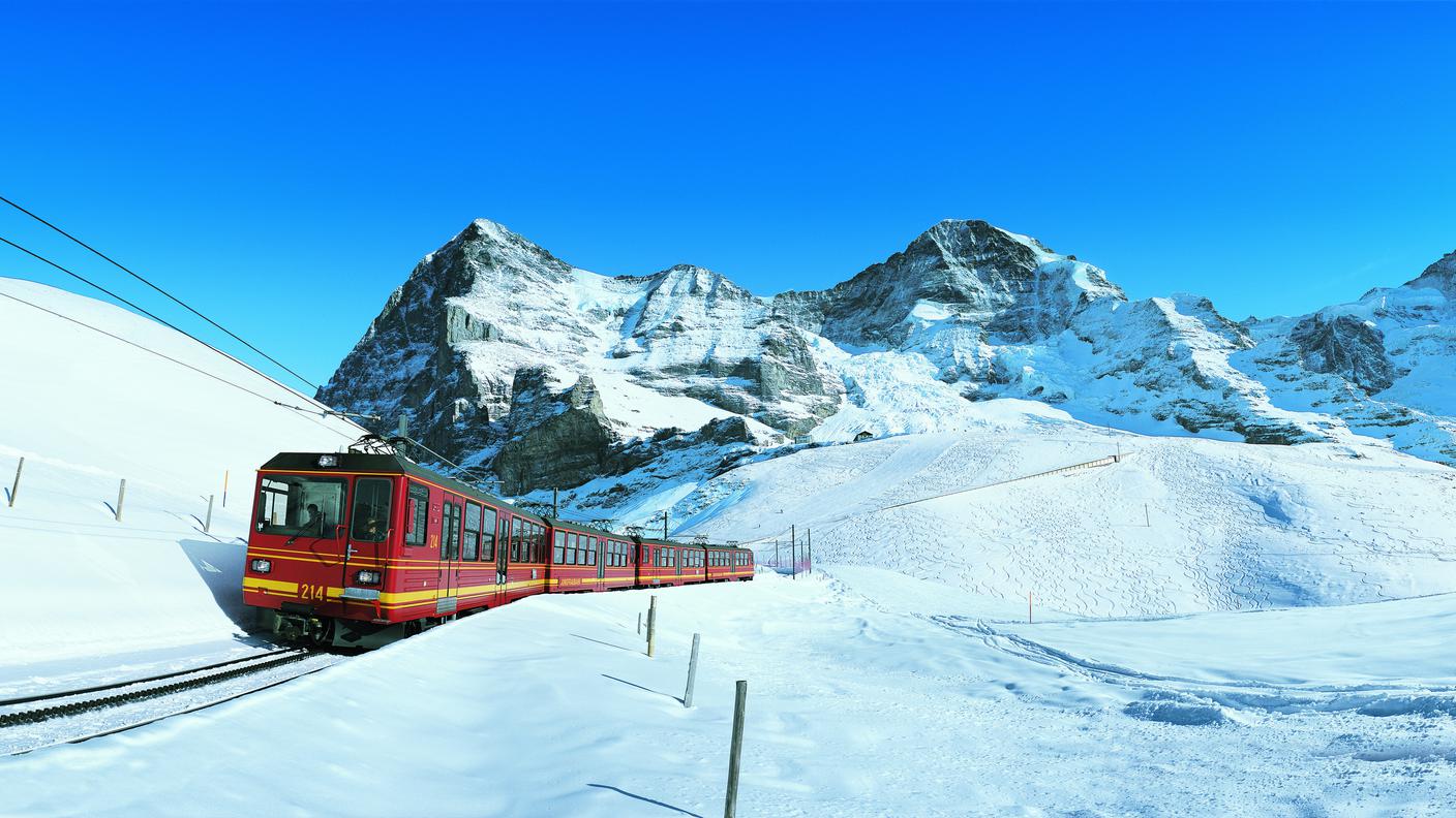 La corsa termina alla sazione ferroviaria più alta d'Europa a 3'454 metri