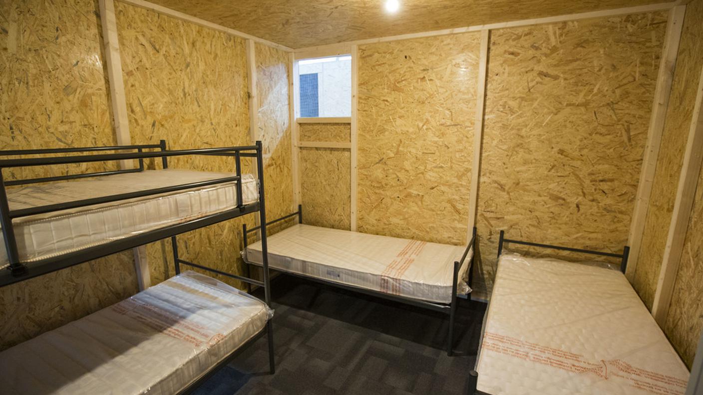 250 posti in casette di legno da lunedì scorso nella Messehall 9 di Oerlikon