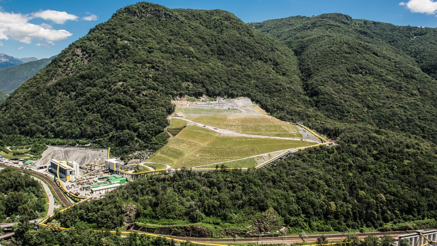 Con il materiale di scavo, rimodellata la montagna a Sigirino