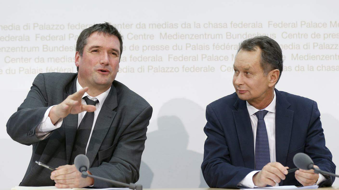 Insolita alleanza: i presidenti del PS, Levrat, e del PLR, Müller, insieme contro la proposta