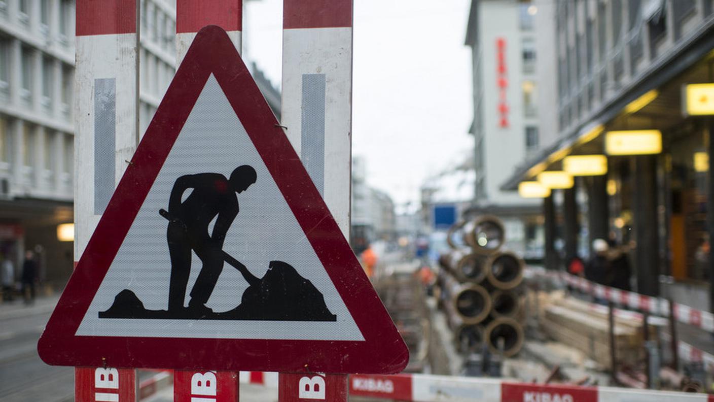 "No" degli elettori zurighesi all'iniziativa presentata da UNIA per combattere il dumping salariale nei cantieri