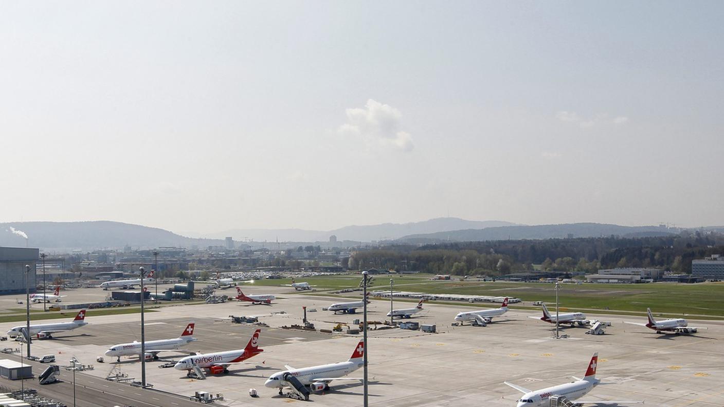 zurigo kloten 21 03 2012 ky.JPG