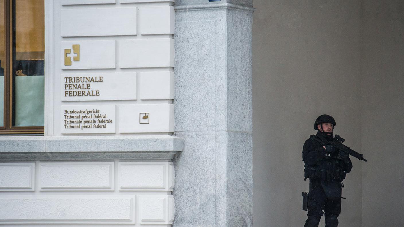 Misure di sicurezza importanti davanti al tribunale