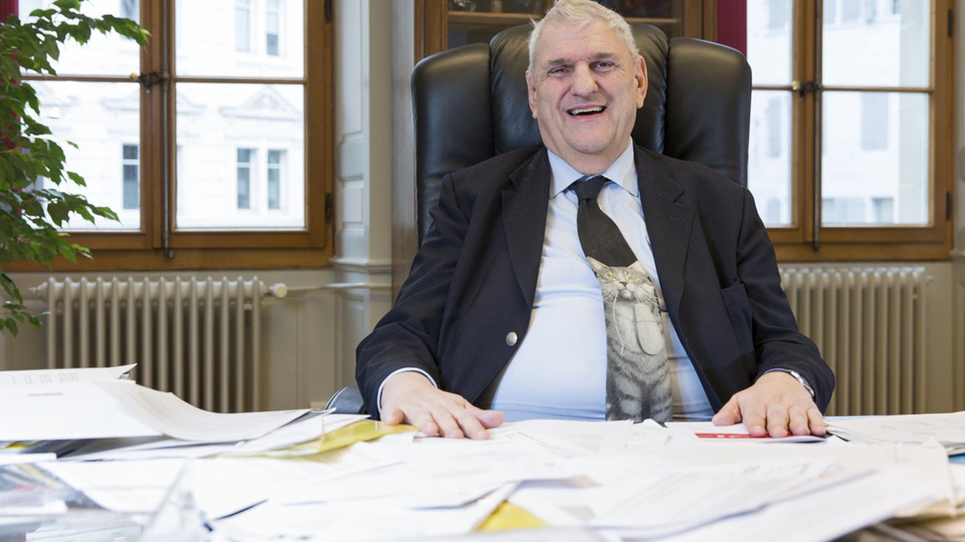 Daniel Brélaz (Verdi) lascia le funzioni di sindaco che esercitava dal 2002