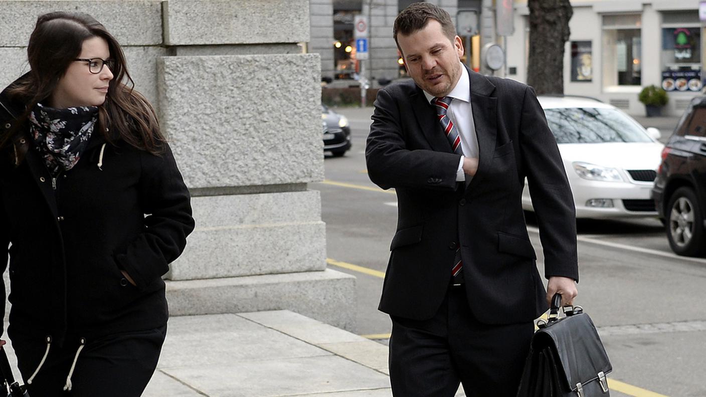 Hermann Lei al suo arrivo al tribunale distrettuale di Zurigo