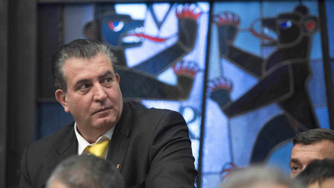 Battuto nella corsa alla presidenza del suo partito