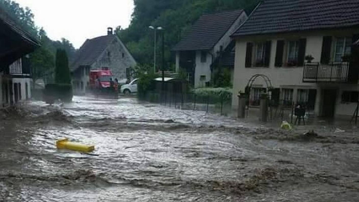 La furia della pioggia nella località di Buix
