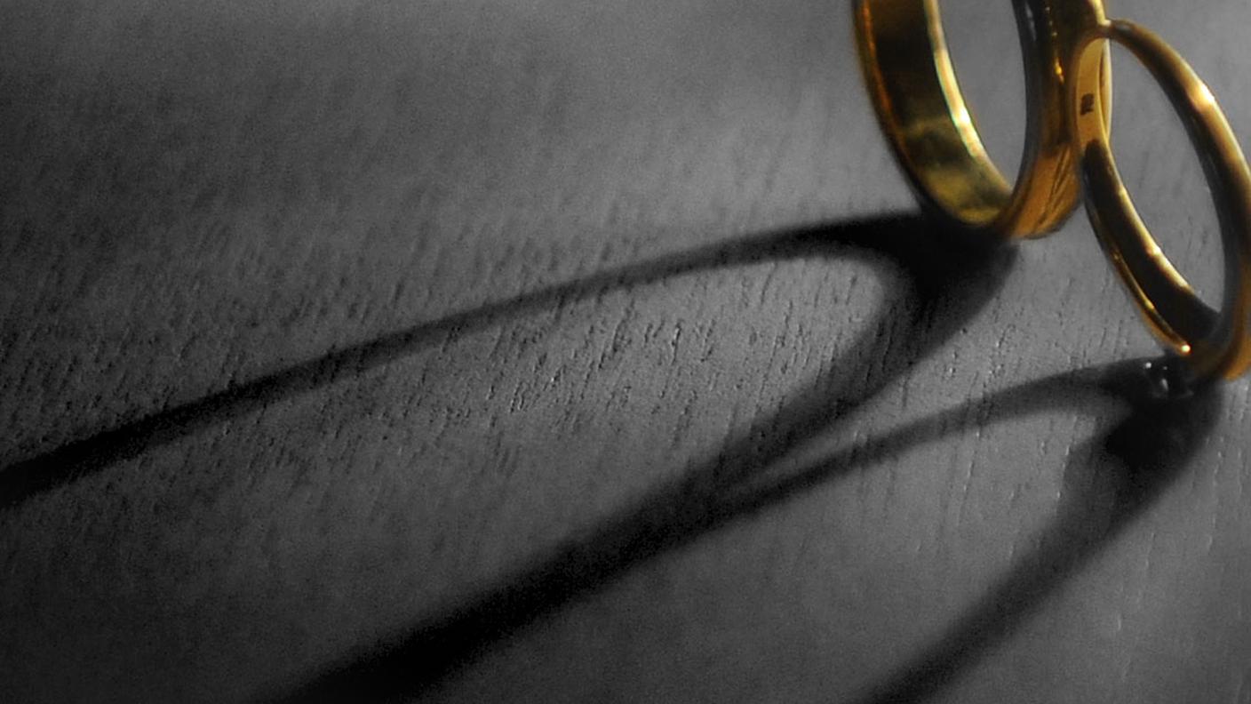 Due matrimoni su cinque potrebbero concludersi con un divorzio, scrive l'USTAT