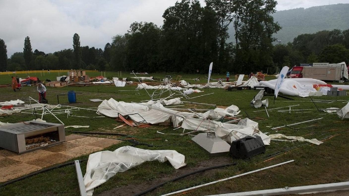 La distruzione seminata dalla tempesta di Bienne il 20 giugno 2013