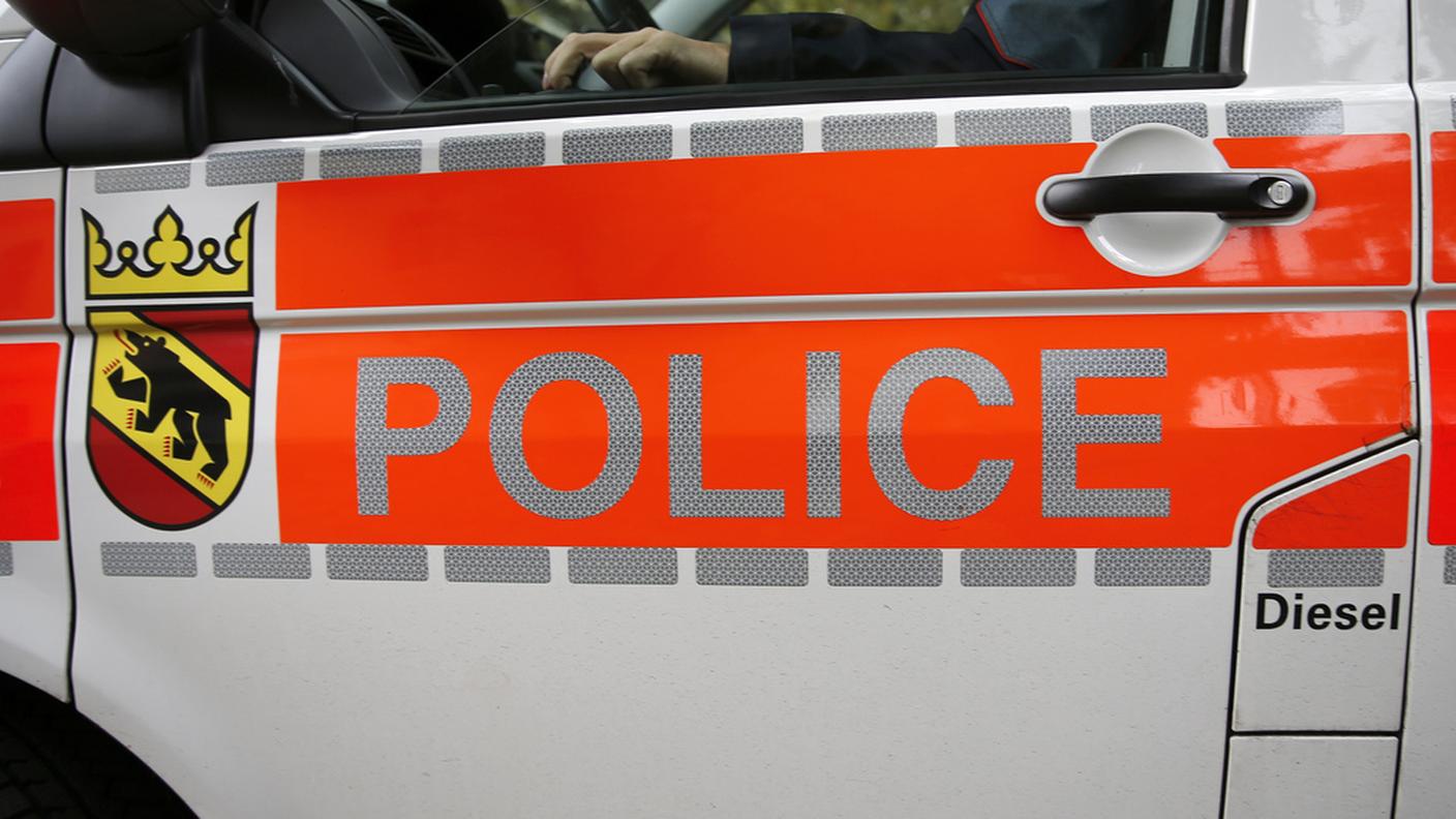 La polizia è intervenuta in un bar per rumori molesti