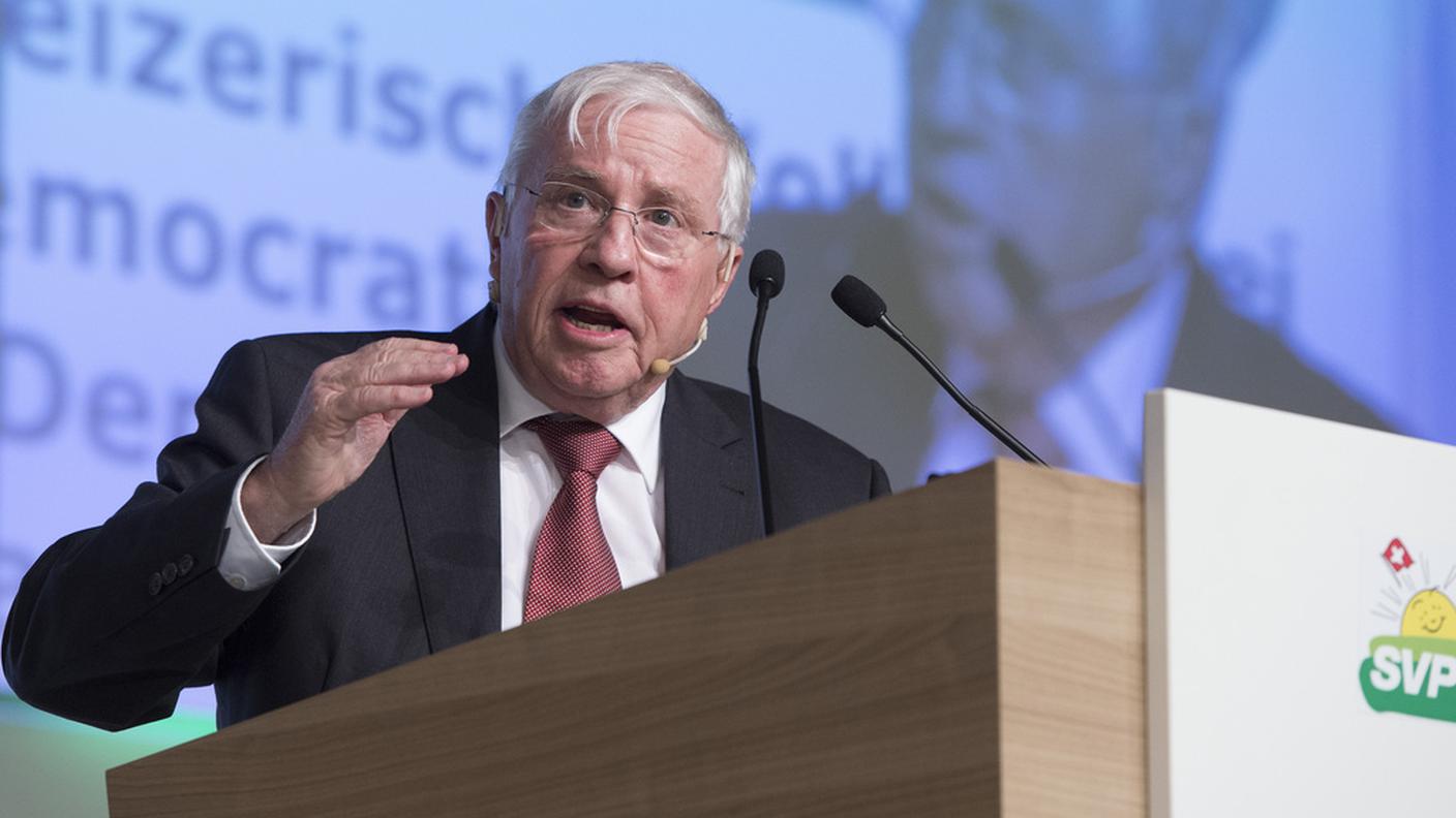 L'ex consigliere federale Blocher lancia la battaglia contro l'Accordo con l'UE