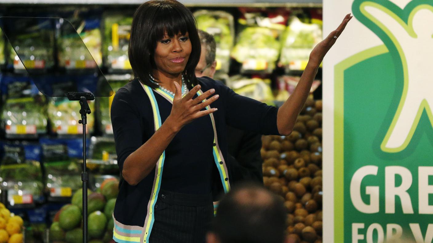 Michelle Obama braccia 29.04.2013 ky.JPG