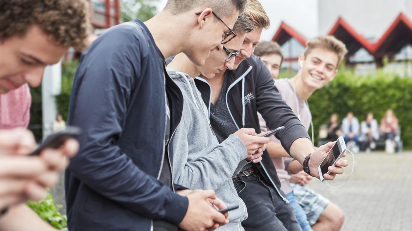 Troppo dipendenti dal telefonino