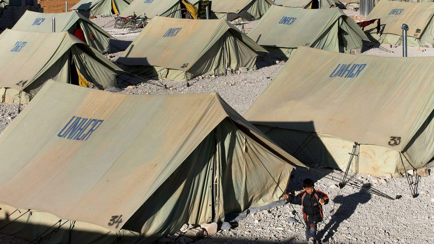 Gli aiuti svizzeri vanno anche a chi si trova nei campi profughi del Libano