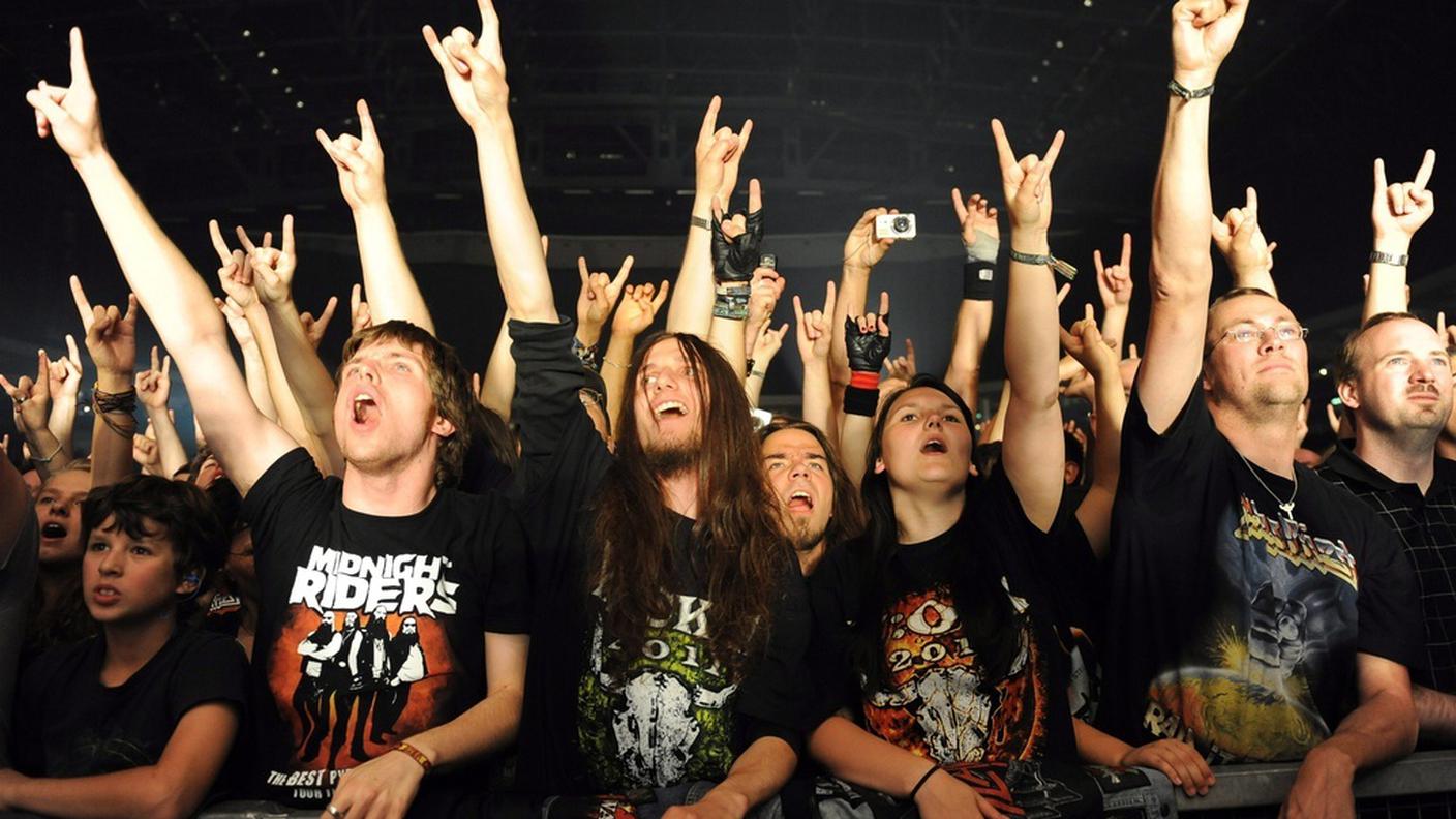 ky_concerto-heavy-metal-pubblico.JPG