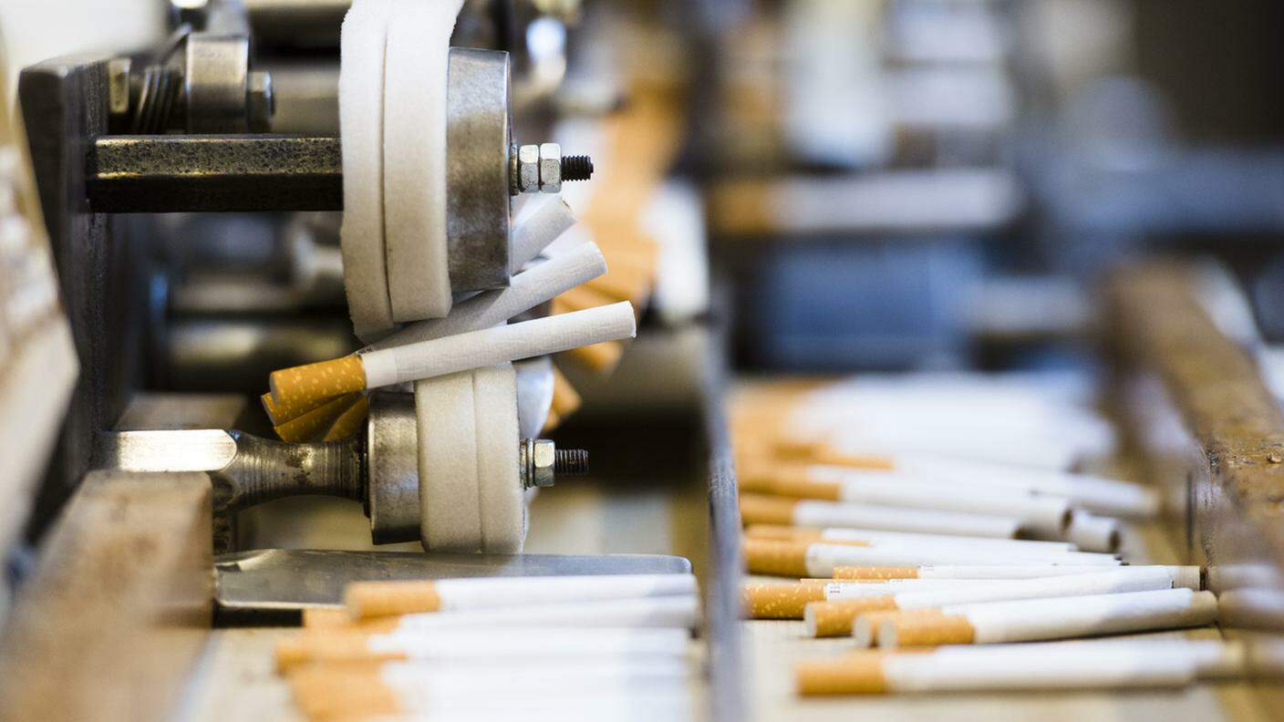 La sigarette in Svizzera uccide e dà lavoro: l'ha spuntata il secondo argomento