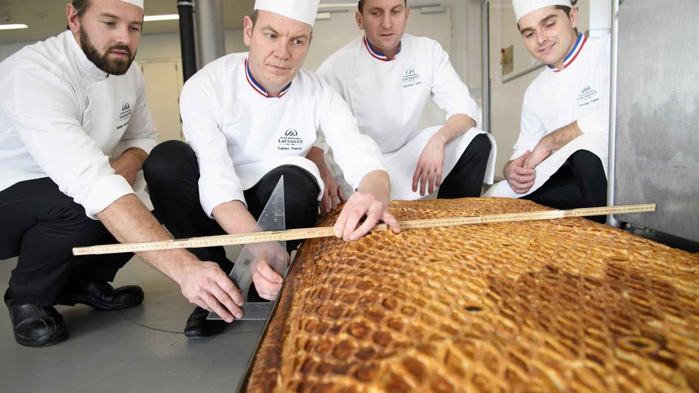 I quattro salumieri dell'istituto vodese con il loro paté da record