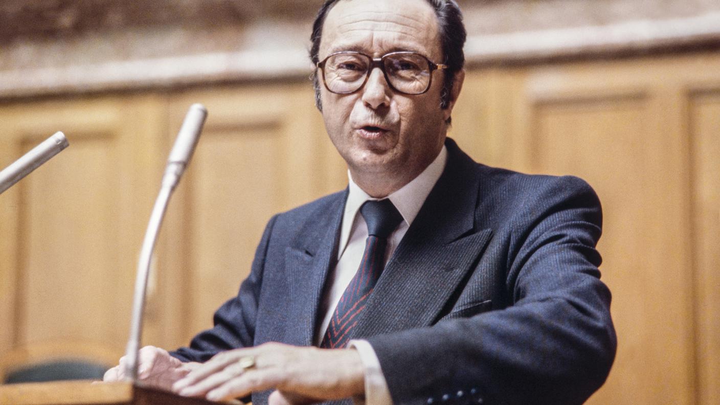 8 giugno: l'ex consigliere federale Pierre Aubert