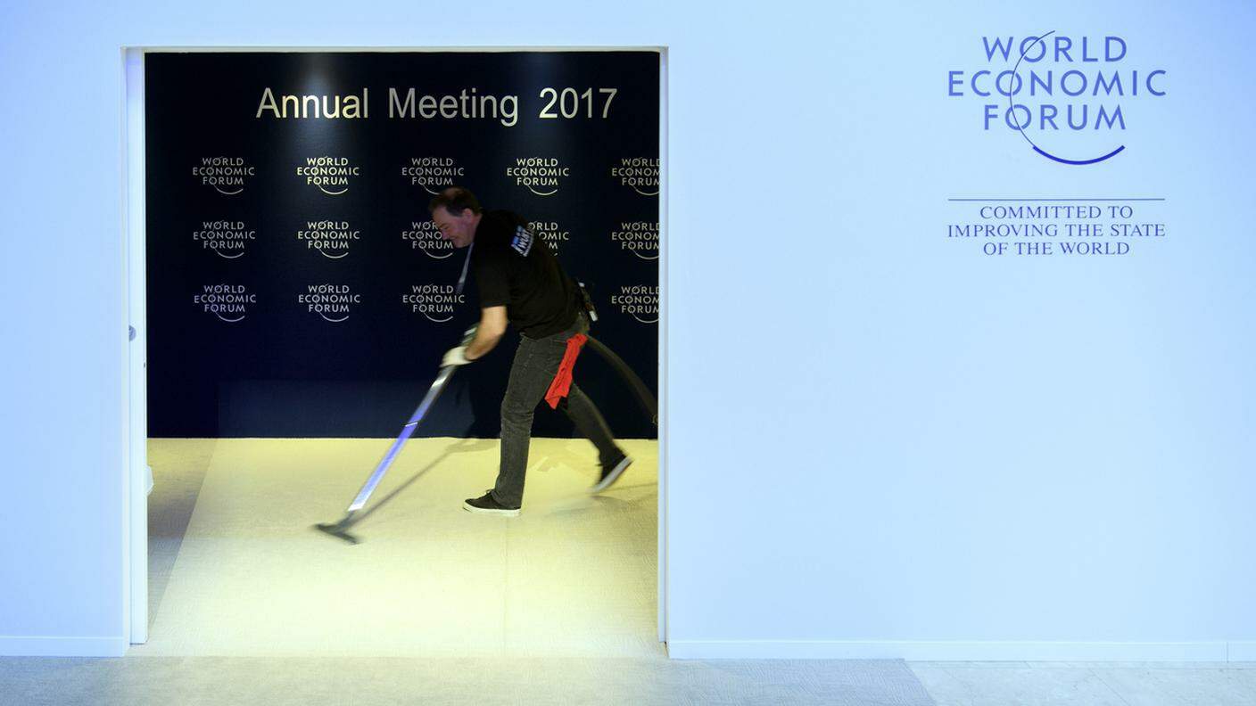 Ultimi ritocchi: a Davos inizia l'appuntamento dell'anno