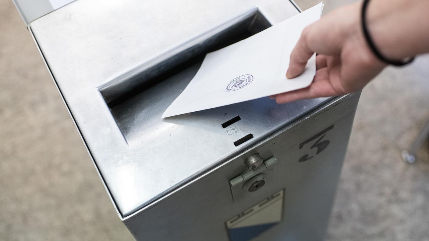 Una panoramica sulle tante votazioni in programma per questa domenica