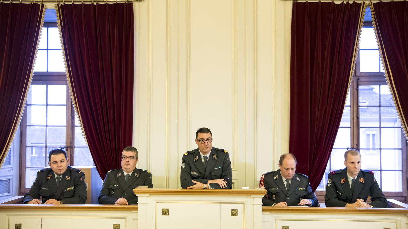 I giudici militari, a Yverdon (VD), prima della lettura della sentenza