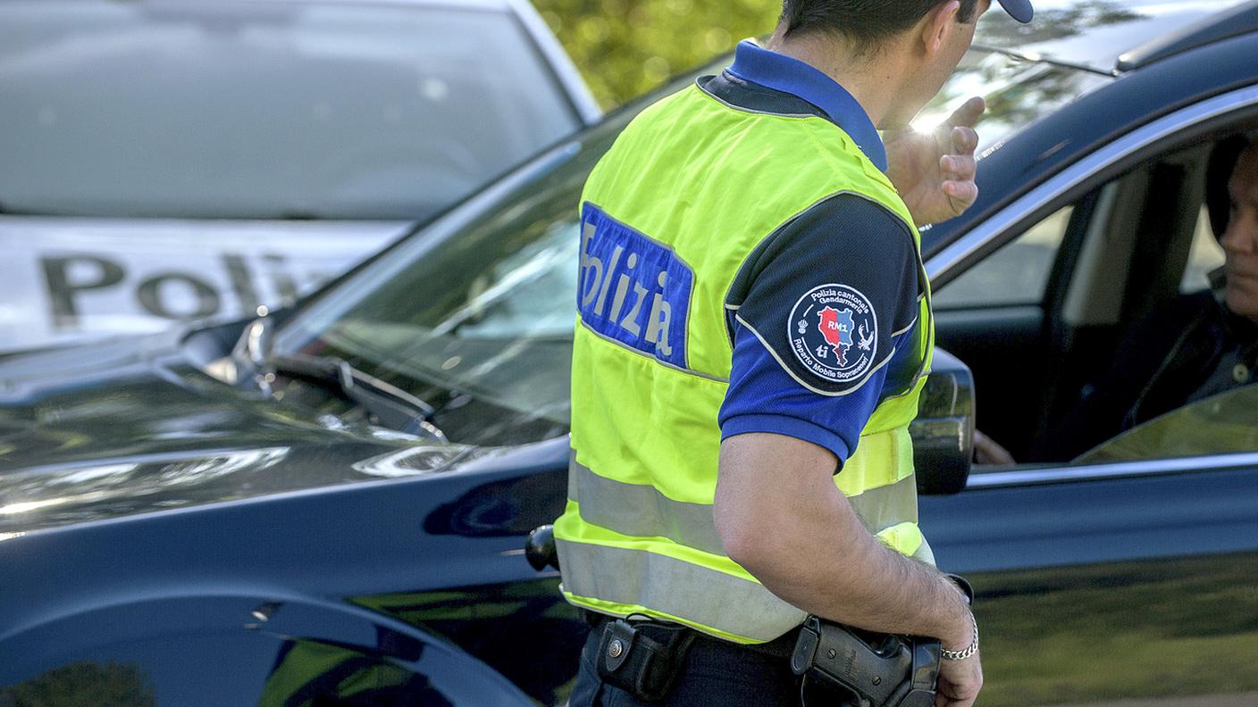 Un agente di polizia