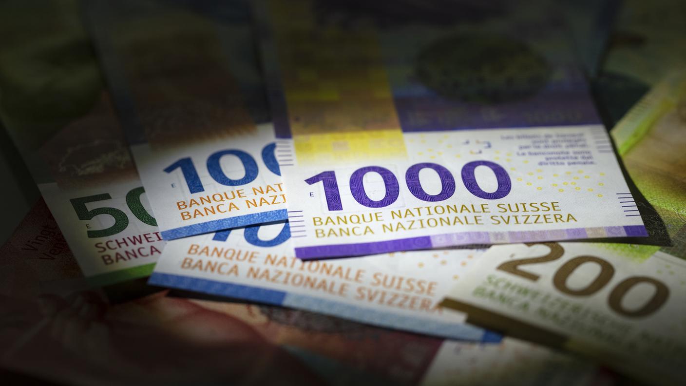 Ad alimentare il dibattito, è anche la fase d'oro che stanno attraversando le banche sull'onda del rialzo dei tassi d'interessi